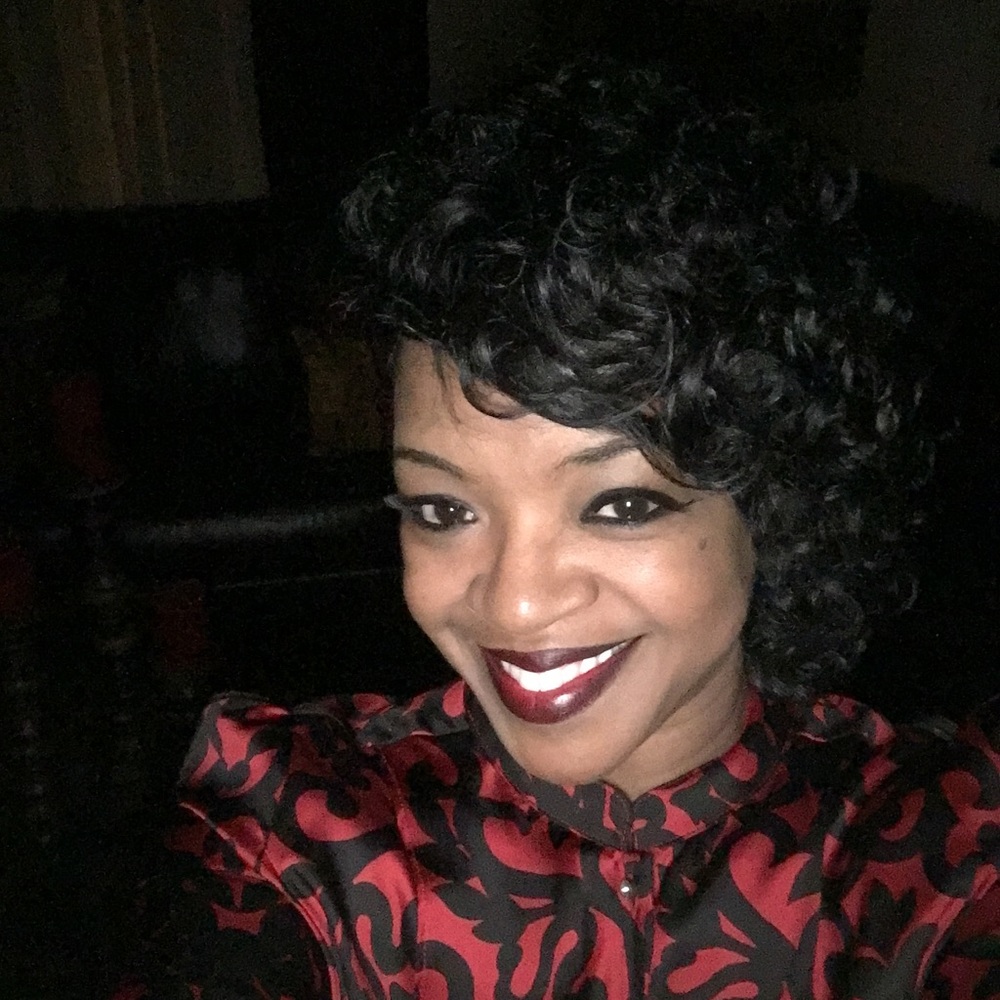 Meet your Posher, Linda